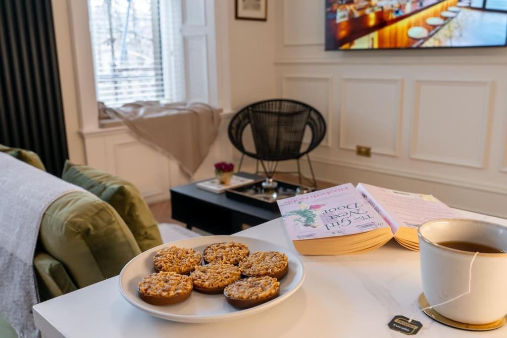 The Devonshire Suite - Your 5 Star West End Stay! グラスゴー エクステリア 写真